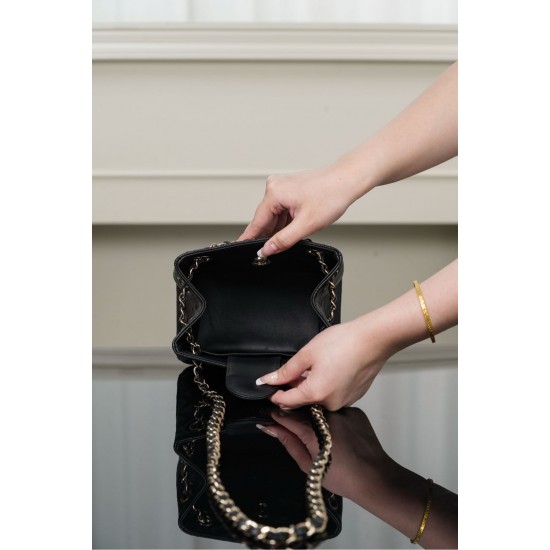 CHANEL TOTE SHOPPING BAG