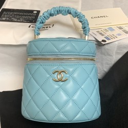 CHANEL BUCKET