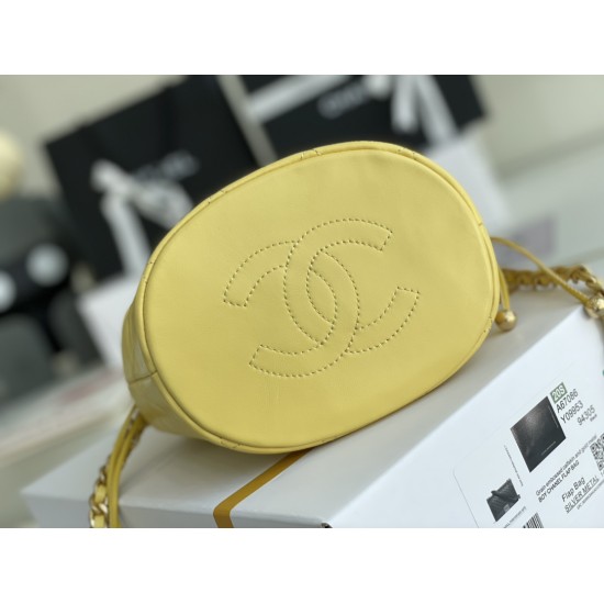 CHANEL BUCKET