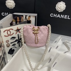 CHANEL BUCKET