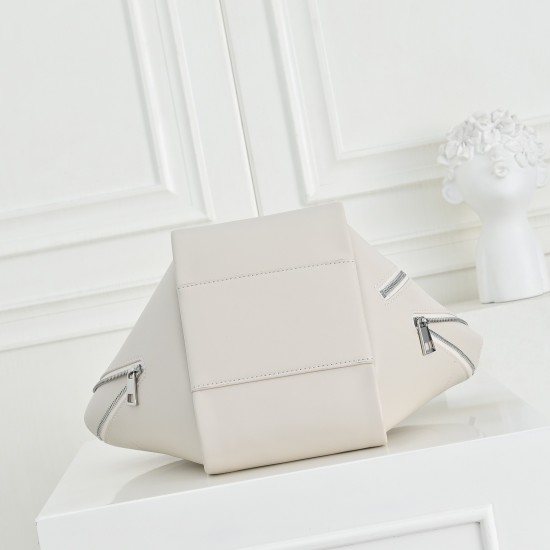 LOEWE bags