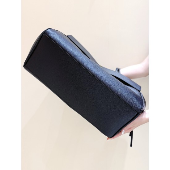 CHANEL TOTE SHOPPING BAG