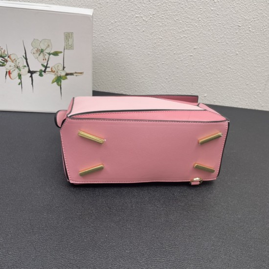 LOEWE bags