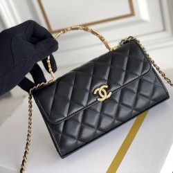CHANEL COCO HANDLE