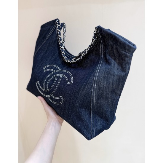 CHANEL TOTE SHOPPING BAG