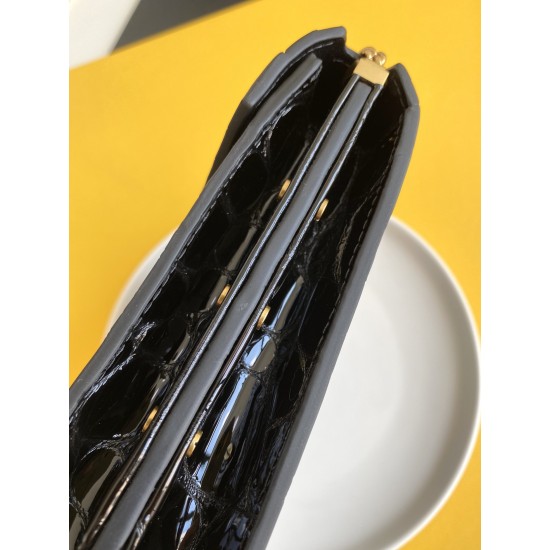 YSL Cassandra