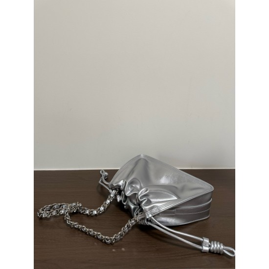 LOEWE bags