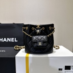 CHANEL BUCKET