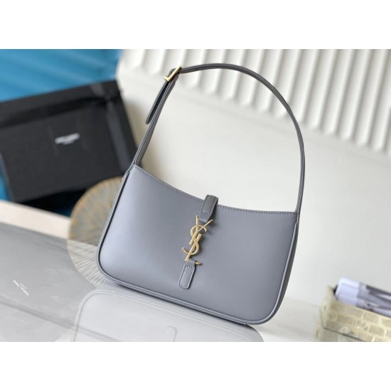 YSL LE5À7