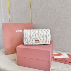 MiuMiu BAGS