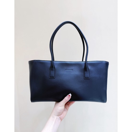 CHANEL TOTE SHOPPING BAG