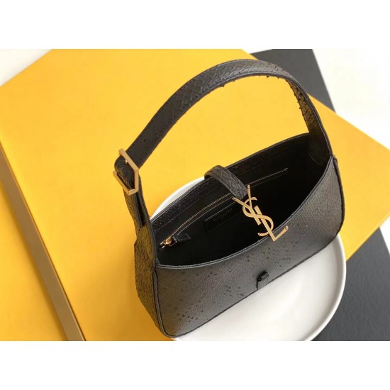 YSL LE5À7