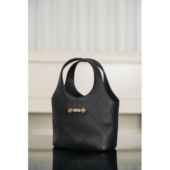 CHANEL HOBO