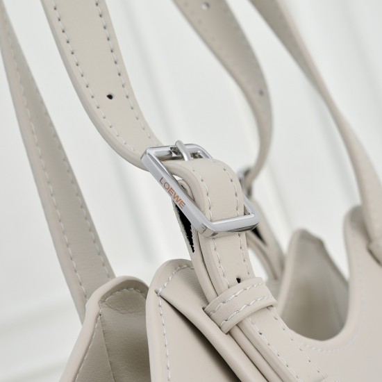 LOEWE bags