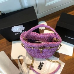 CHANEL BUCKET