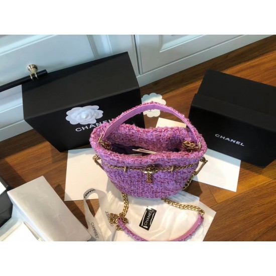 CHANEL BUCKET