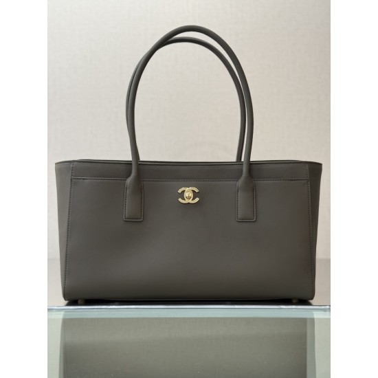 CHANEL TOTE SHOPPING BAG