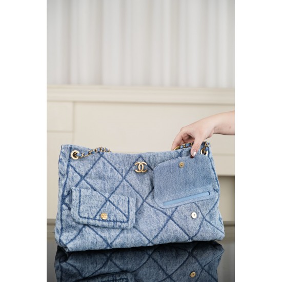 CHANEL HOBO