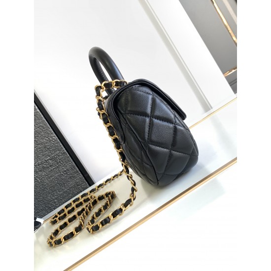 CHANEL COCO HANDLE