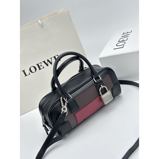 LOEWE bags