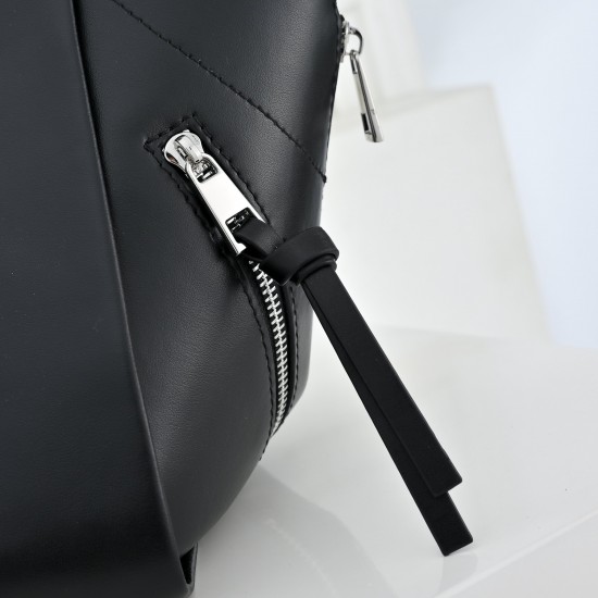 LOEWE bags