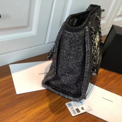 CHANEL TOTE SHOPPING BAG