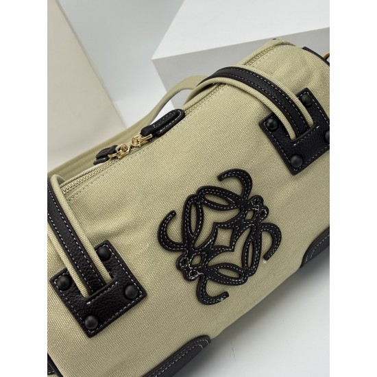 LOEWE bags