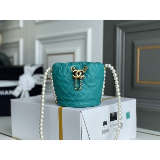 CHANEL BUCKET
