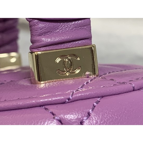 CHANEL BUCKET