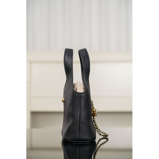 CHANEL HOBO