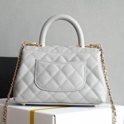 CHANEL COCO HANDLE