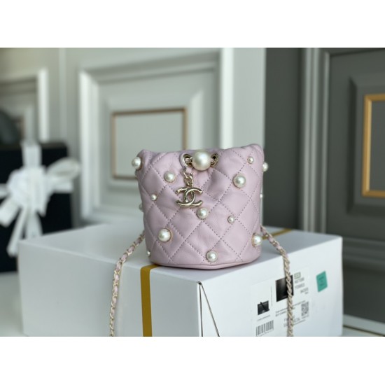 CHANEL BUCKET