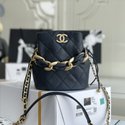 CHANEL BUCKET