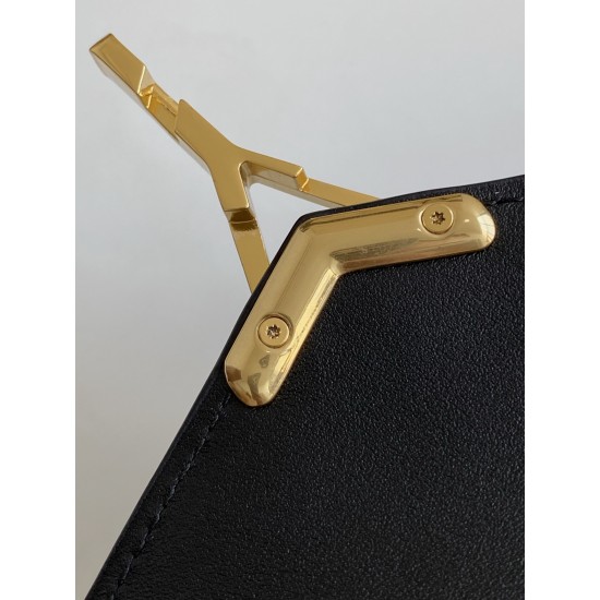 YSL Cassandra