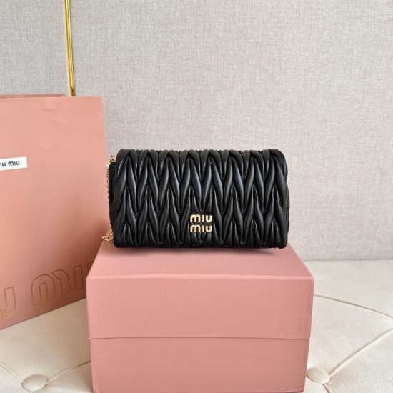 MiuMiu BAGS