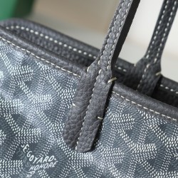 Goyard BAGS