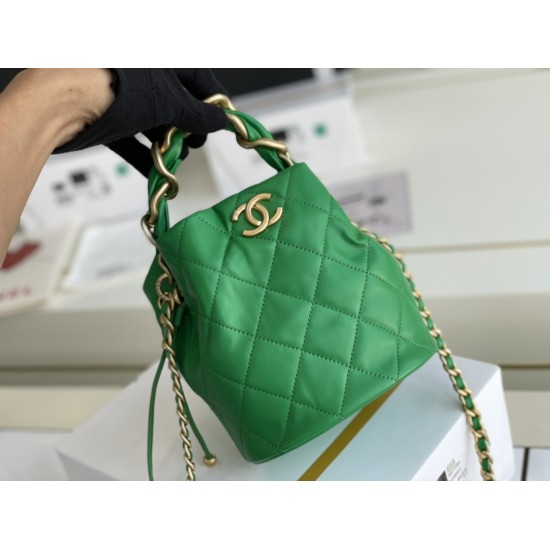 CHANEL BUCKET