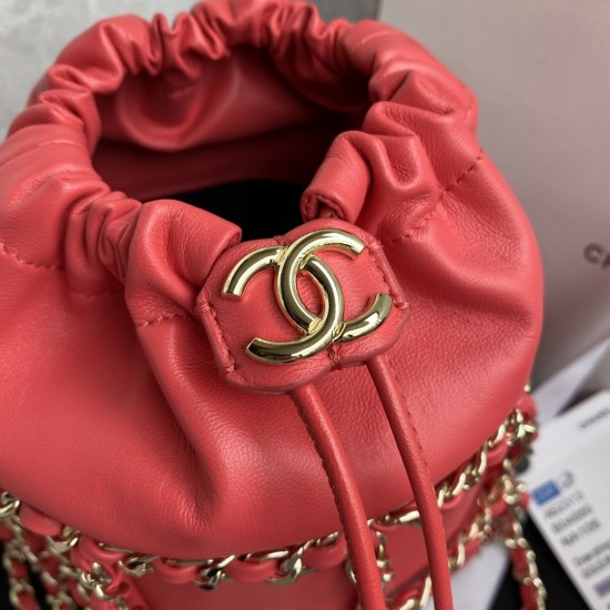 CHANEL BUCKET