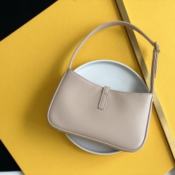 YSL LE5À7
