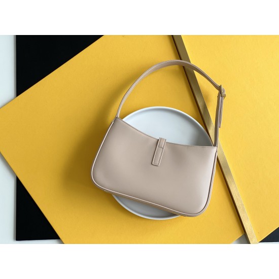 YSL LE5À7