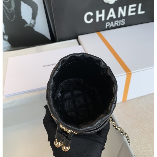 CHANEL BUCKET