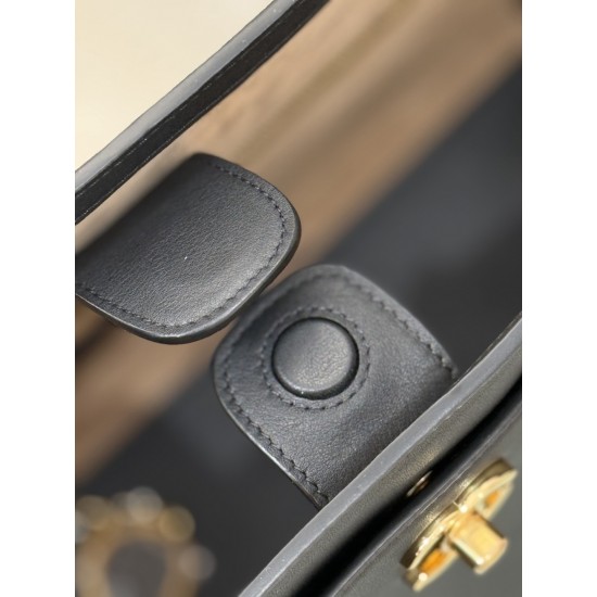 CHANEL TOTE SHOPPING BAG