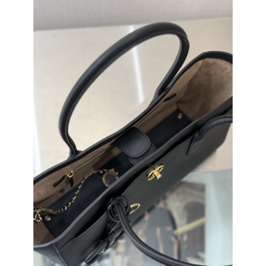 CHANEL TOTE SHOPPING BAG