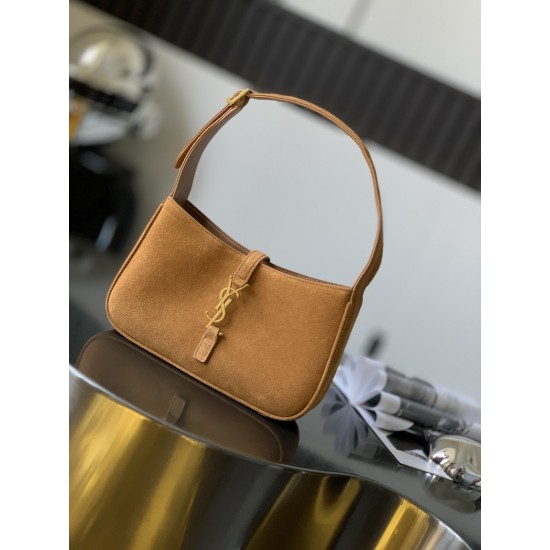 YSL LE5À7