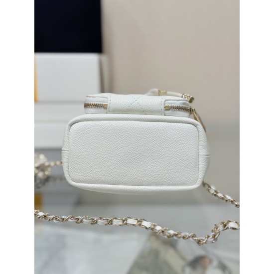 CHANEL BUCKET