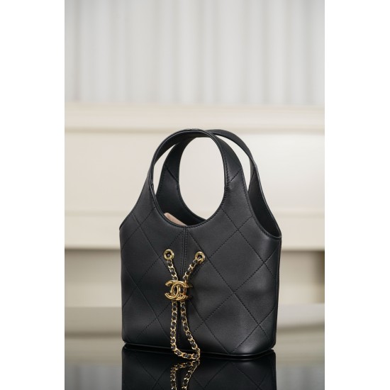 CHANEL HOBO