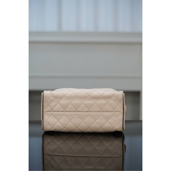 CHANEL HOBO