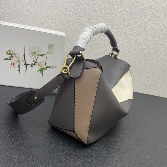 LOEWE bags