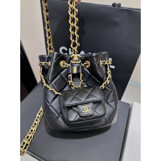 CHANEL BUCKET