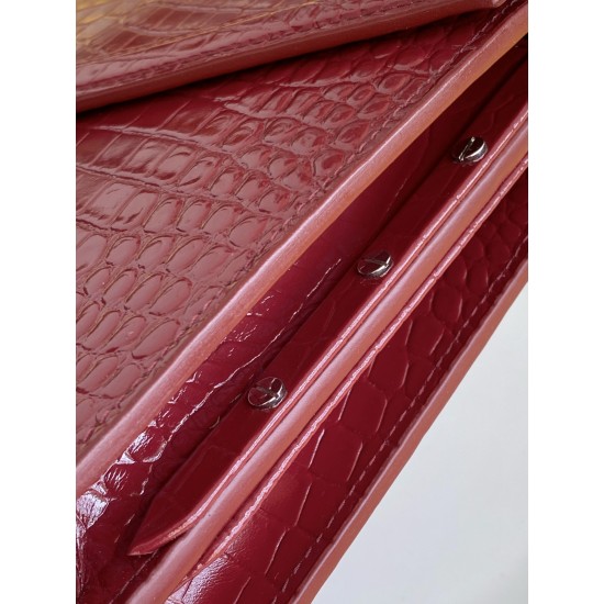 YSL Cassandra